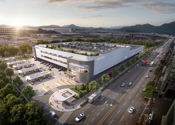 롯데쇼핑은 5일 부산 강서구 국제산업물류도시에서 오카도 플랫폼이 적용된 첫번째 고객 풀필먼트 센터(CFC) 기공실을 열었다.  (사진: 롯데쇼핑 제공)